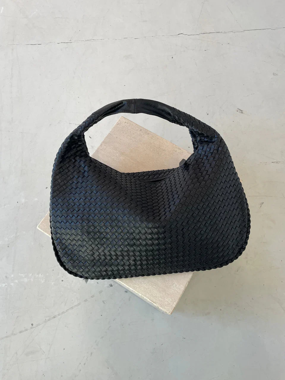 Jade – Sac à main tressé luxueux